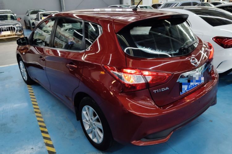 Used Nissan Tiida 2016 1.6L CVT Cool Dynamic Edition