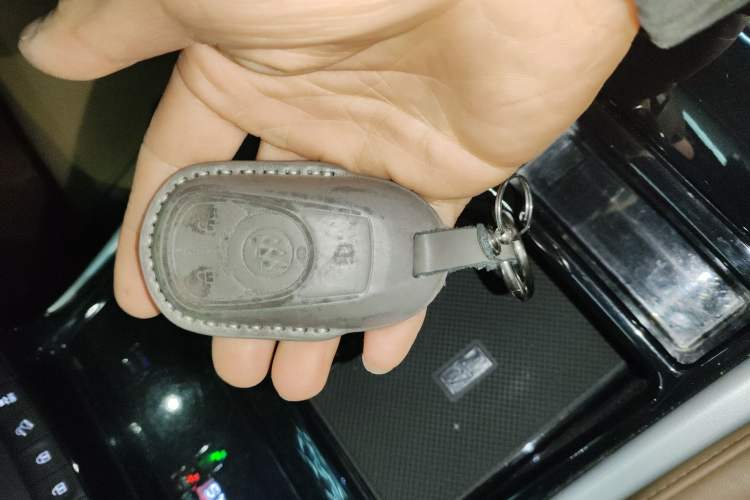 Used Buick GL8 2017 ES 28T Premium Version China V Standard
