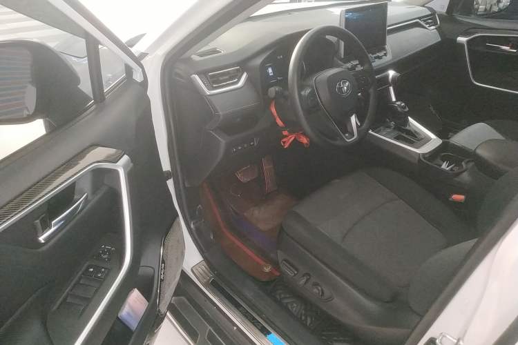 Used Toyota RAV4 2022 2.0L CVT Two-Wheel Drive Fashion Edition
