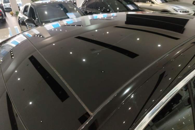 Used Mercedes-Benz E-Class 2025 Facelift E 300 L Luxury Edition
