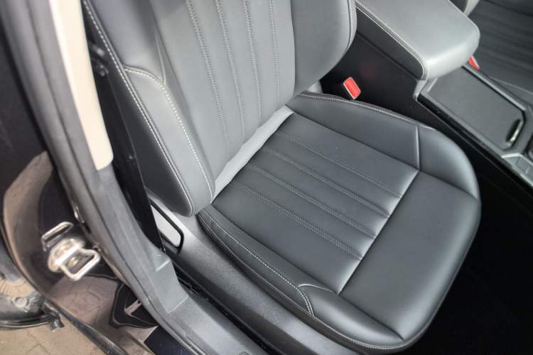 Used Volkswagen Passat 2022 280TSI Business Edition
