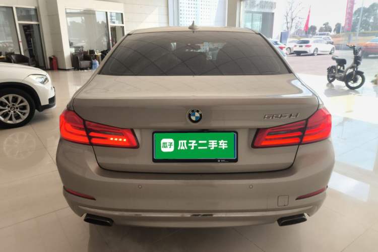 Used BMW 5 Series 2019 525Li Luxury Package
