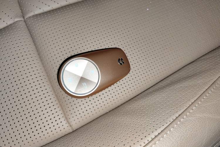 Used Nio ES8 2020 580 km Range 7-Seater Version