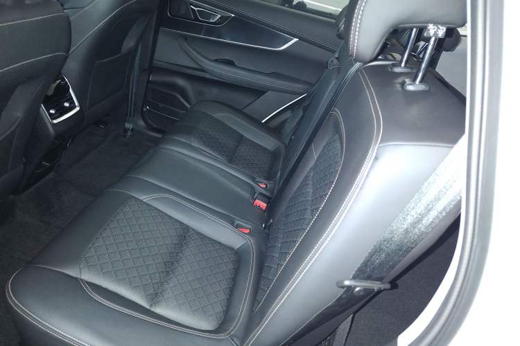 Used Chery Tiggo 8 2024 Honor Edition 230TCI Automatic Excellence Version 5 Seats
