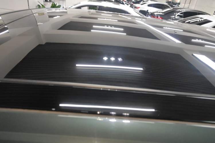 Used Land Rover Range Rover Evoque 2024 Aurora L 249 PS Prestige Light-Chasing Edition