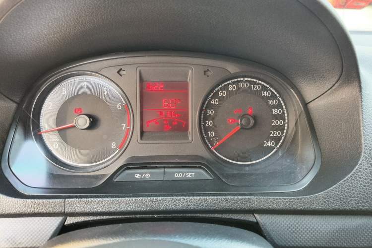 Used Volkswagen Jetta 2017 1.4L Manual Fashion Edition
