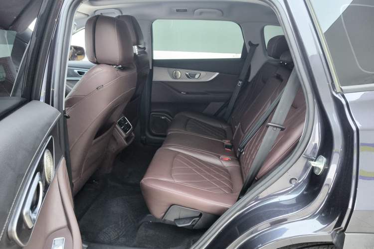 Used Chery Tiggo 8 PLUS 2024 Champion Edition 390TGDI DCT Bold Edition 5-Seater