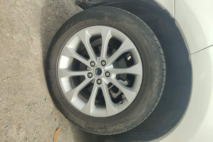 Used Haval H2 2018 Blue-Label 1.5T Dual-Clutch Two-Wheel-Drive Luxury Model
