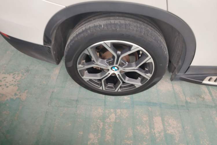 Used BMW X1 2020 sDrive25Li Leading Model
