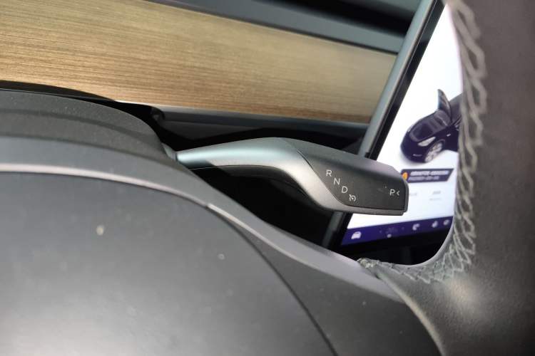 Used Tesla Model Y 2021 Standard Range Rear-Wheel Drive Version
