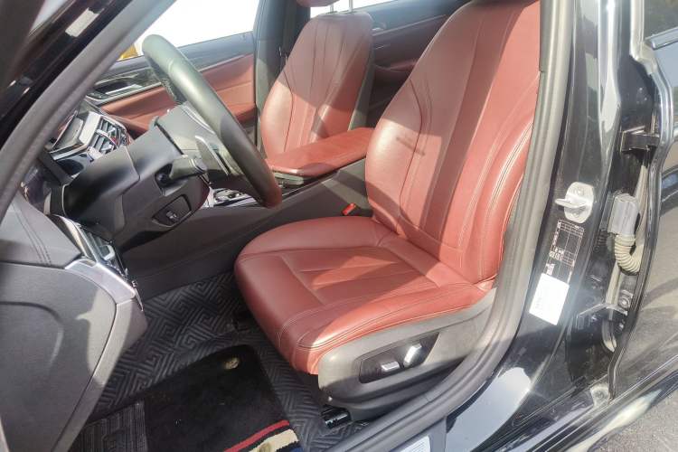 Used BMW 5 Series 2019 530Li Leading Model M Sport Package