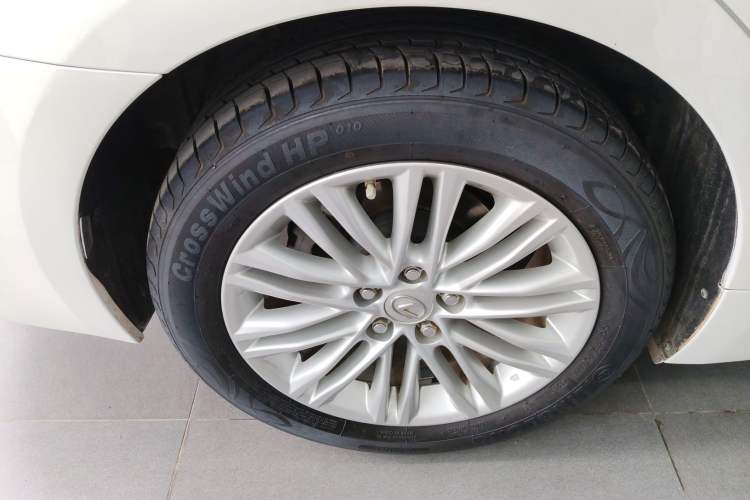 Used Lexus ES 2015 200 Comfort Edition
