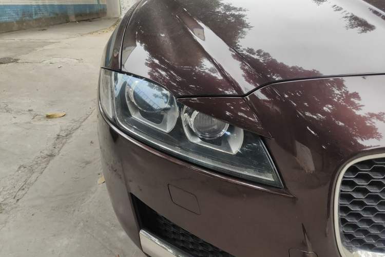 Used Jaguar XF 2016 XF 2.0T Two-Wheel-Drive Luxury Edition
