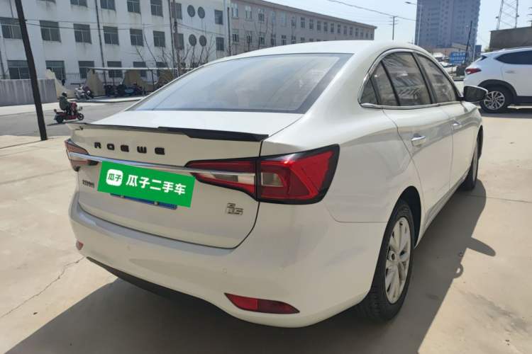 Used Roewe i5 2019 1.5L Automatic 4G Connected Langyue Edition