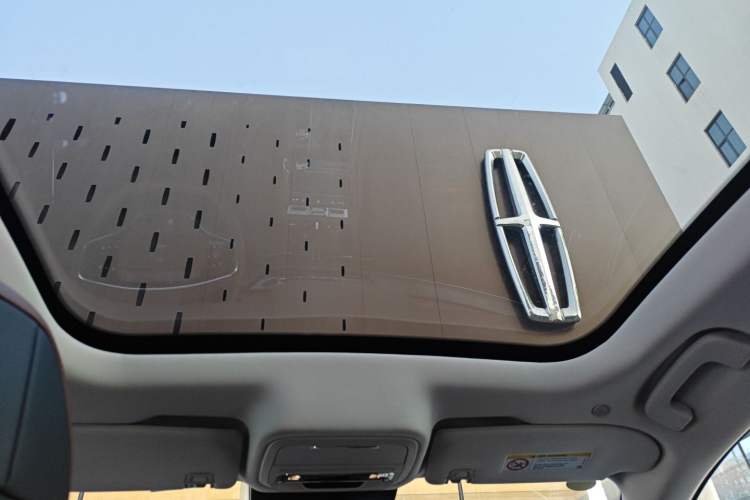 Used Lincoln Z 2025 2.0T Prestige Hybrid Edition
