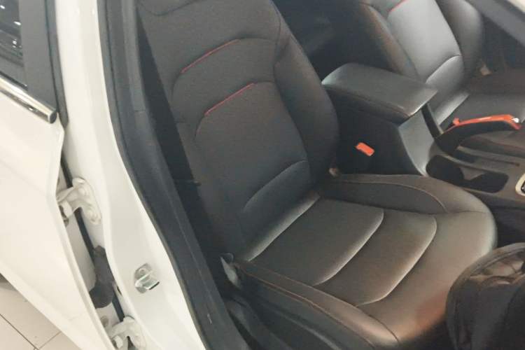 Used Chevrolet Monza 2019 RS 330T Automatic Comfort Edition China VI Standard