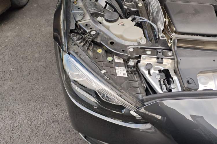 Used Mercedes-Benz C-Class 2023 C 260 L Bright Night Sports Edition
