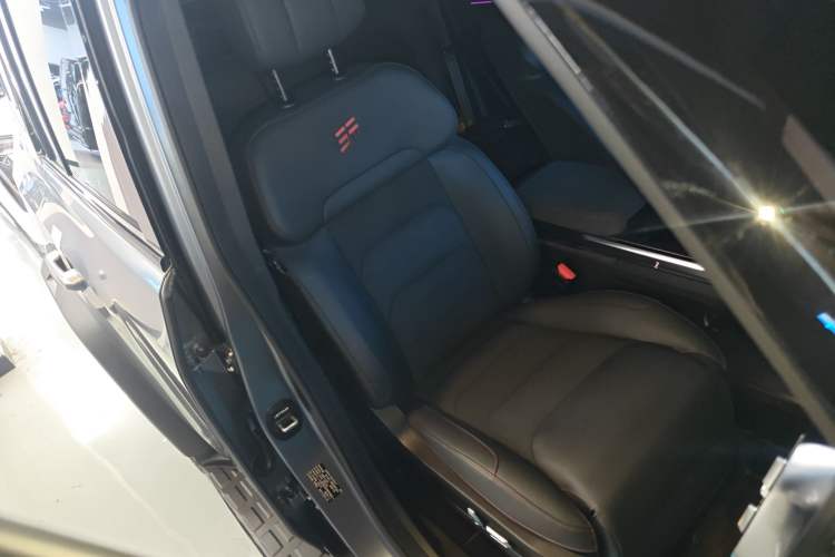 Used JETOUR Traveler 2023 2.0T All-Wheel Drive CrossPRO+
