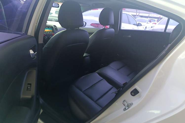 Used Kia K3 2015 1.6L Automatic GLS