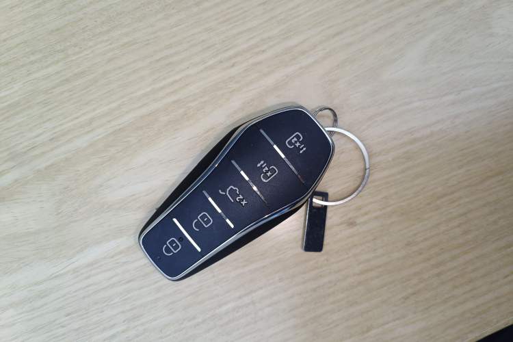 Used BYD Han L 2025 EV Four-Wheel Drive LiDAR Flagship Model
