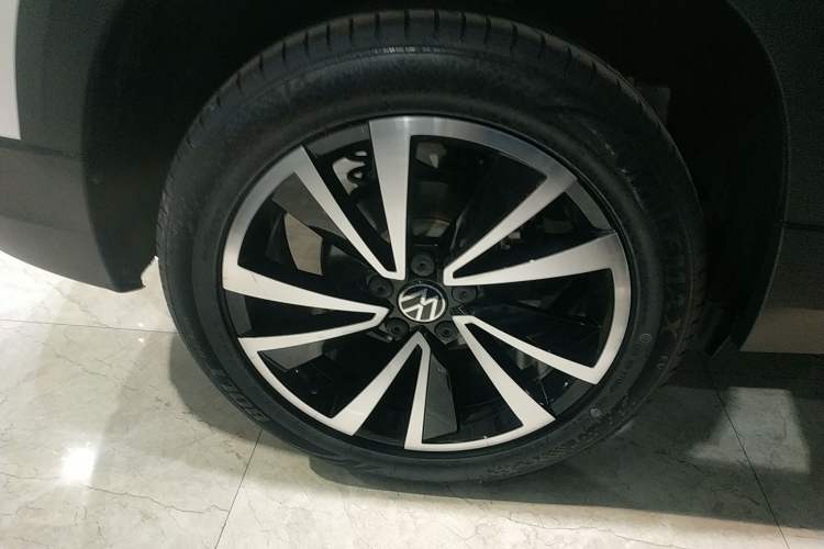 Used Volkswagen Tharu 2021 280TSI Two-Wheel-Drive Luxury Plus Edition
