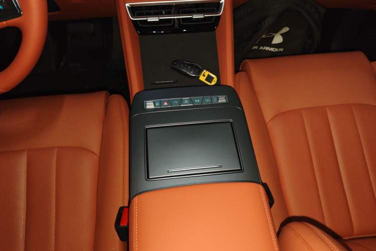 Used BYD Tang L 2025 EV 600KM All-Wheel-Drive LiDAR Flagship Model
