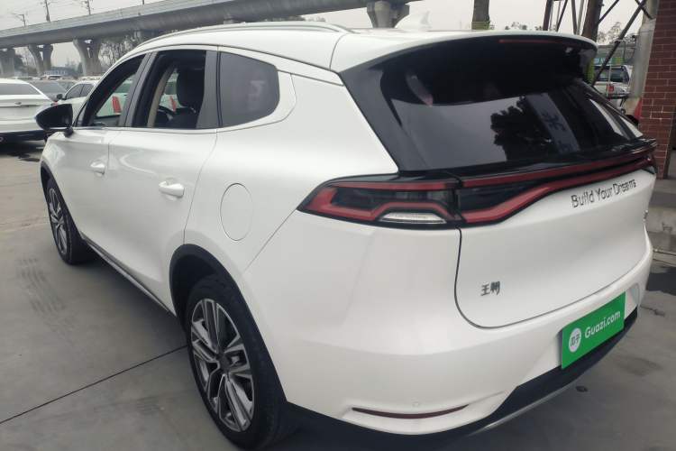 Used BYD Tang 2018 2.0T Automatic SmartConnect Prestige 7-Seater China V Standard