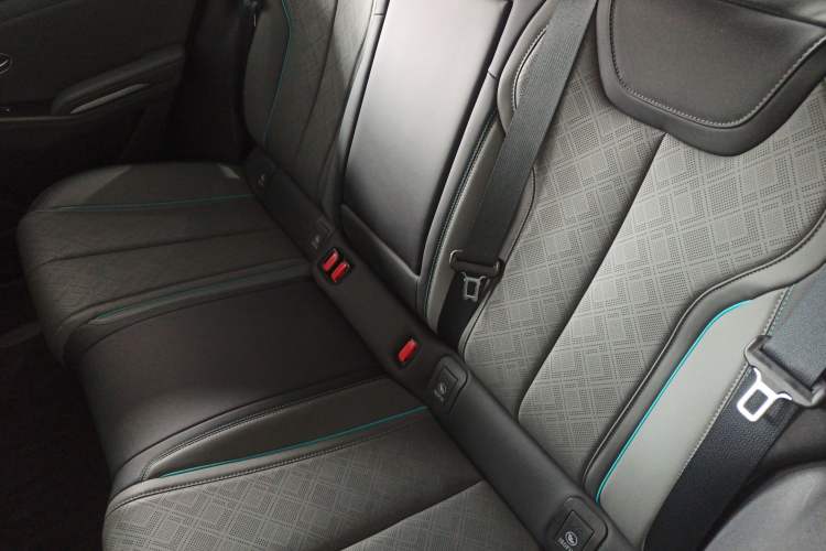 Used BYD Qin L 2025 DM-i Smart Drive 120KM Excellence Model