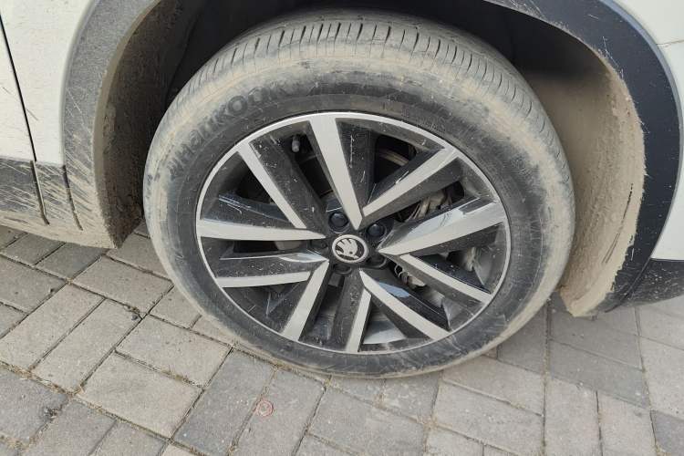 Used Skoda Kamiq 2021 1.5L Automatic Comfort Edition
