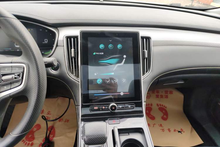 Used Roewe i6 MAX New Energy 2022 EV 500 Grand Touring Edition with Sunroof
