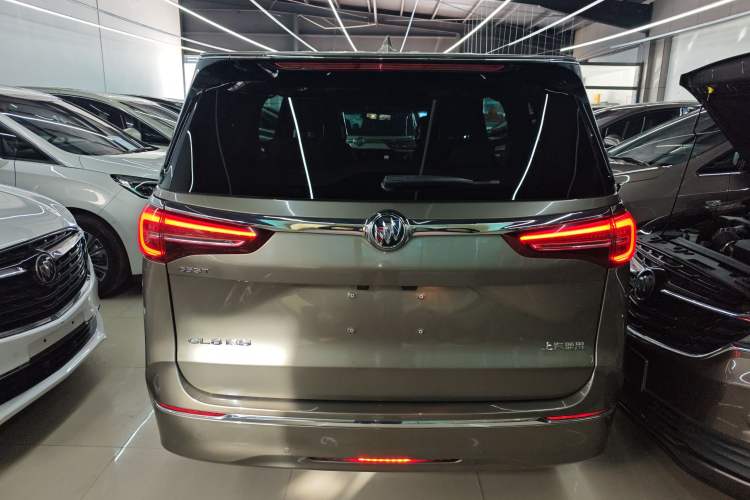 Used Buick GL8 2020 ES Land Cruiser 653T Luxury Model
