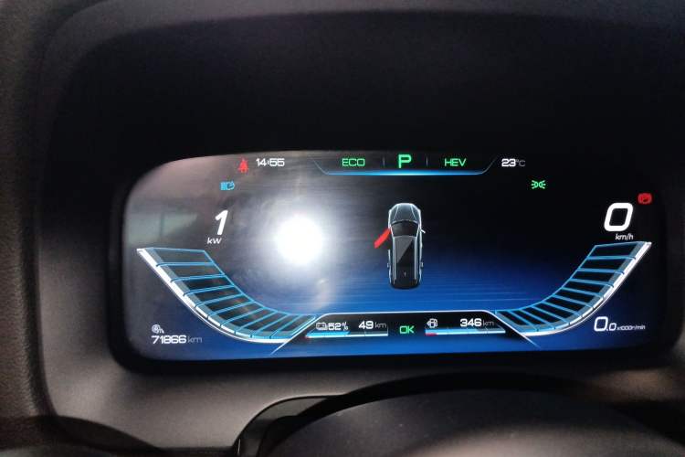 Used BYD Tang New Energy 2018 DM 2.0T All-Wheel Drive Smart Connect Elite 7-Seater China V Emission Standard
