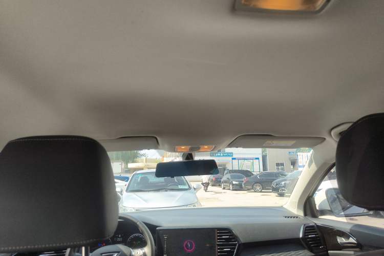 Used Jetta VS5 2019 280TSI Automatic Enjoyment Model
