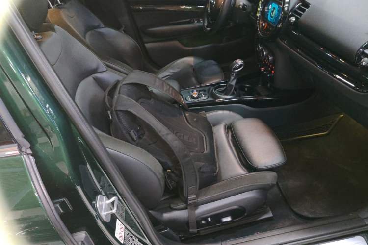 Used  Clubman 2018 1.5T COOPER Artist
