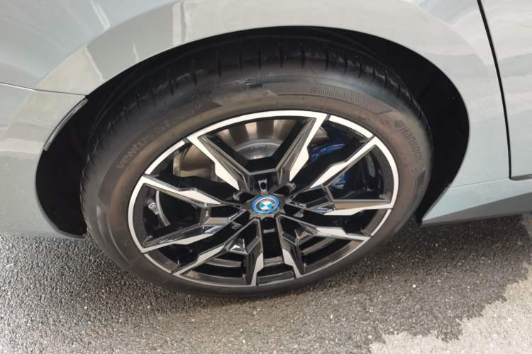 Used BMW i4 2022 M50