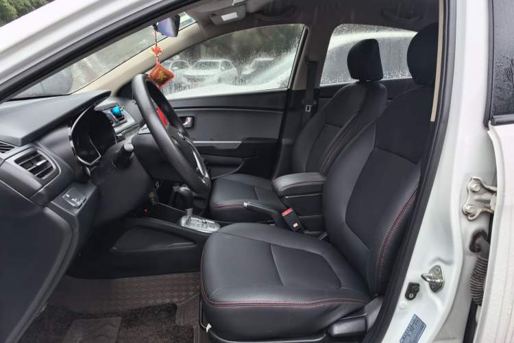 Used Kia K2 2015 Sedan 1.4L Automatic GLS
