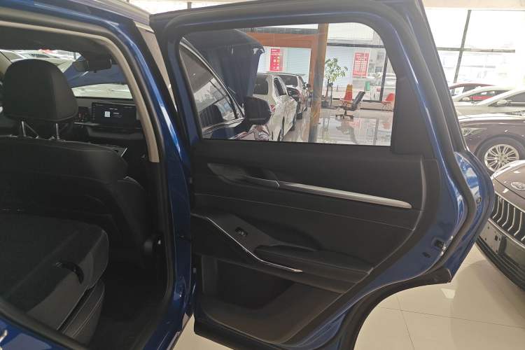 Used Haval H6 New Energy 2023 DHT-PHEV 110KM Enjoyment Edition
