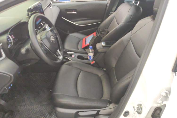 Used Toyota Corolla 2021 Dual-Motor 1.8L E-CVT Elite Edition
