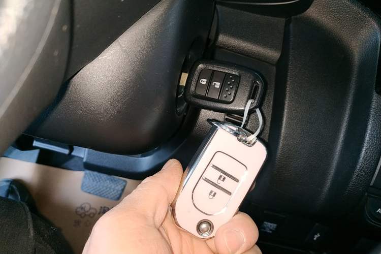 Used Honda Fit 2016 1.5L LXS CVT Comfort Sunroof Version