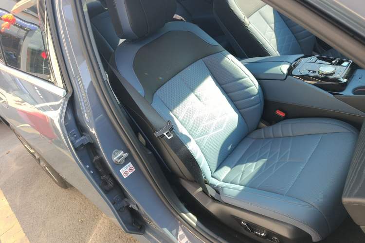 Used BMW i5 2024 eDrive 35L Prestige Luxury Package
