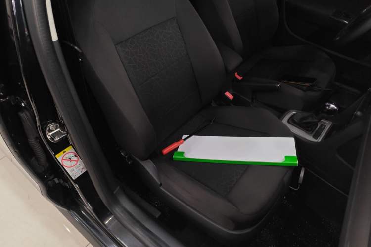 Used Volkswagen Lavida 2013 Revised Classic 1.6L Automatic Fashion Edition