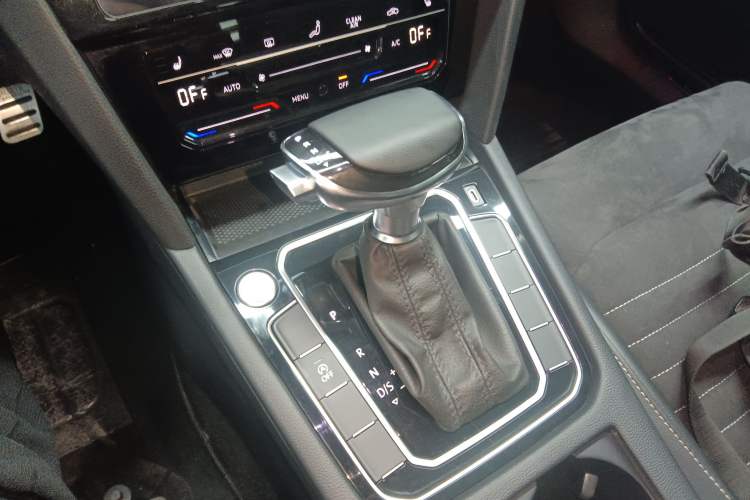 Used Volkswagen Magotan 2020 330TSI DSG Luxury Edition