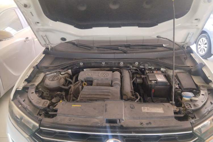 Used Volkswagen T-ROC 2019 280TSI DSG Two-Wheel Drive Comfort Version China VI Standard
