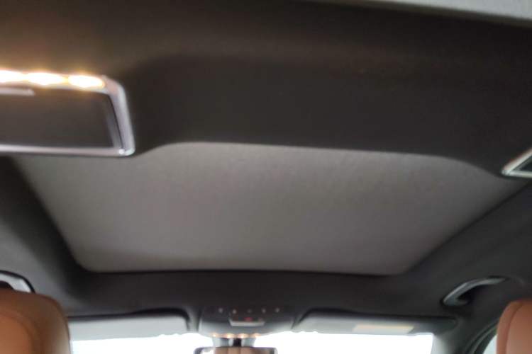 Used Mercedes-Benz GLC 2020 Facelift GLC 260 L 4MATIC Luxury Edition
