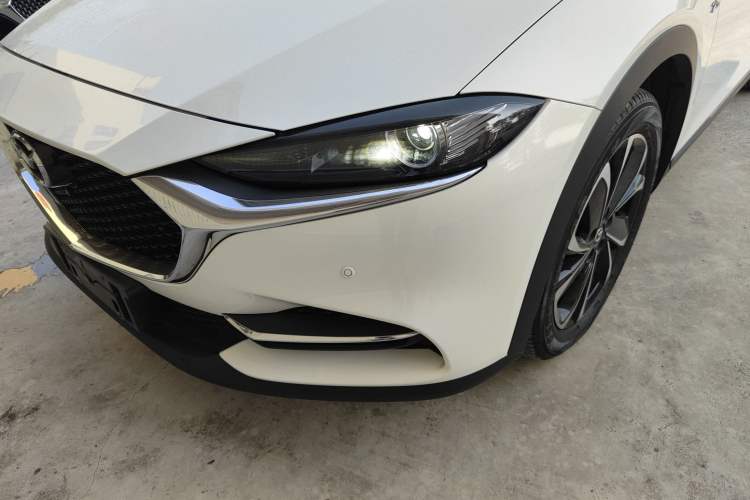 Used Mazda CX-4 2020 2.5L Automatic 4x4 Sky Blue Passion Edition