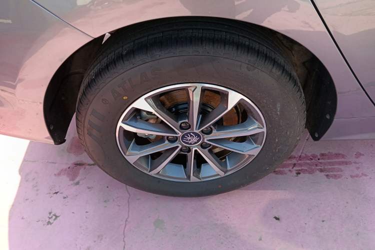 Used BYD Qin PLUS 2024 HONOR Edition DM-i 55KM Leading Model
