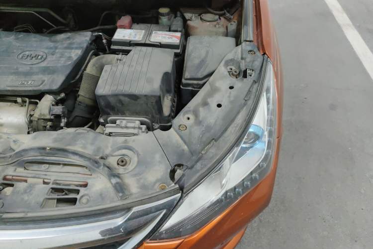 Used BYD Song 2016 Gaishi Edition 1.5TI Manual Haoya Model
