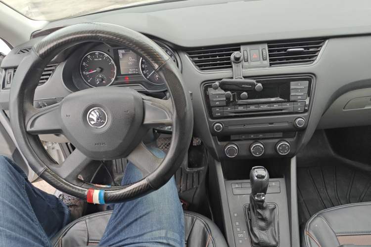 Used Skoda Octavia 2015 1.6L Automatic Eado Edition
