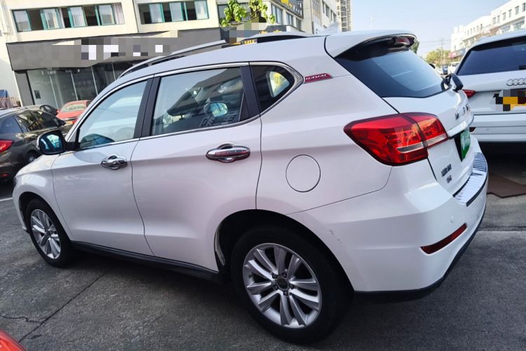 Used Haval H2 2016 Red Label 1.5T Automatic Two-Wheel Drive Elite Model
