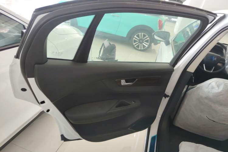 Used Hongqi E-QM5 2023 Revised Version Basic Travel Edition
